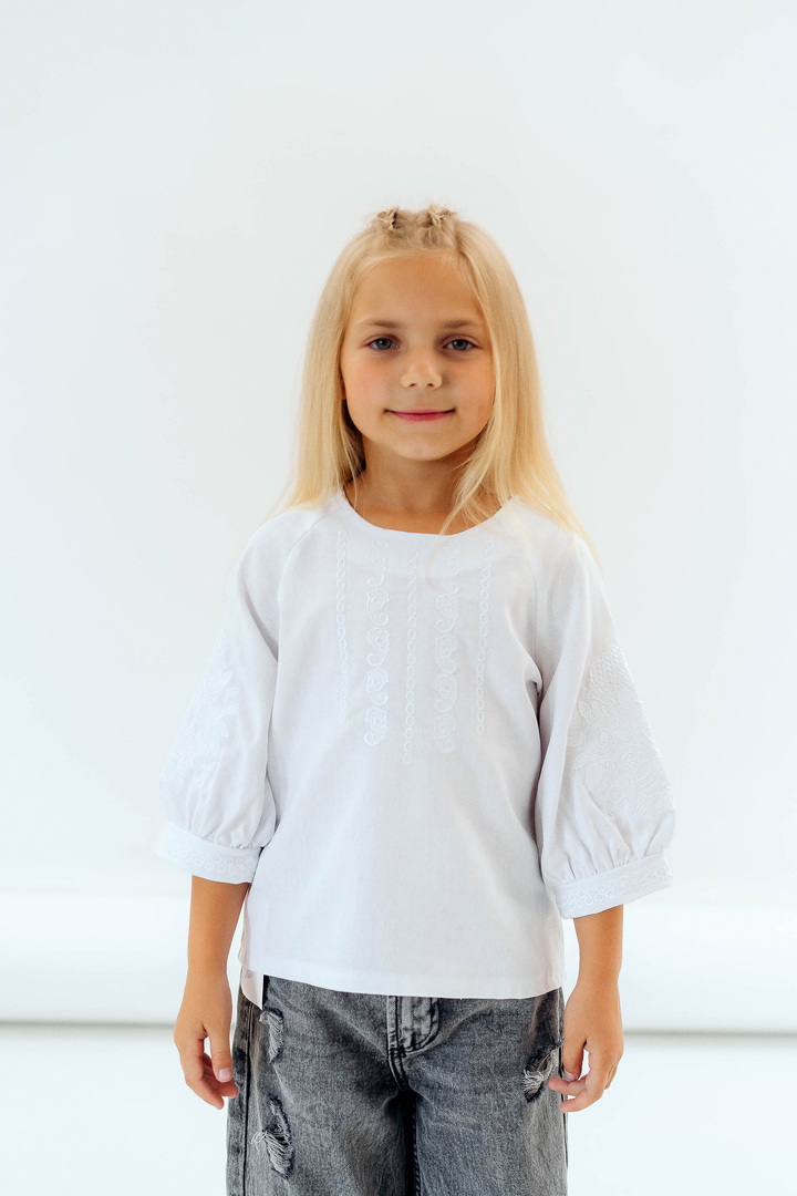 Вишиванка для дівчаток